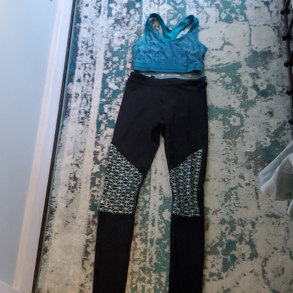 Underarmor leggings and sportsbra